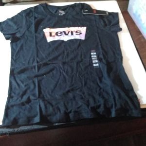 Levi's t shirt